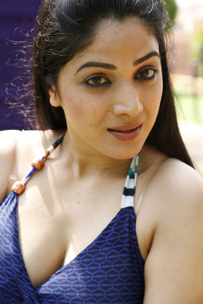 naked mom fucks boy bellgiri naked tamil actress